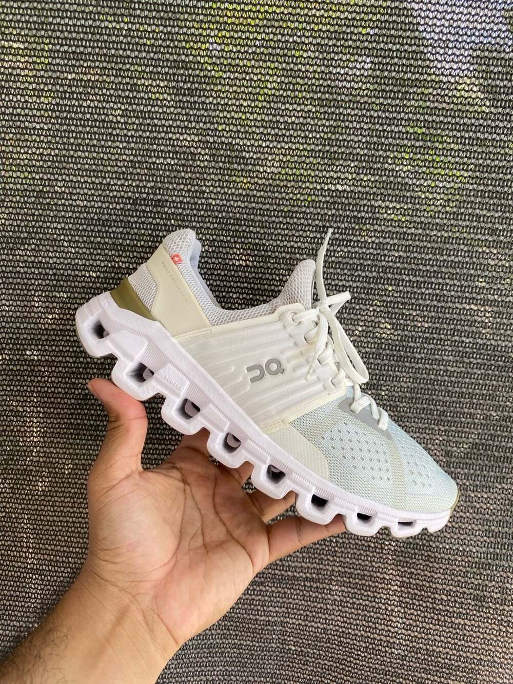 On Cloudswift Women's Running Shoes - White and Olive